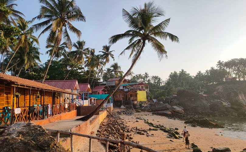 Life in Goa, pros and cons