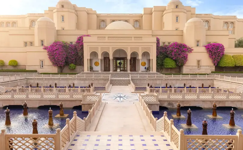 boutique-hotels-vs-5-star-hotels-in-india
