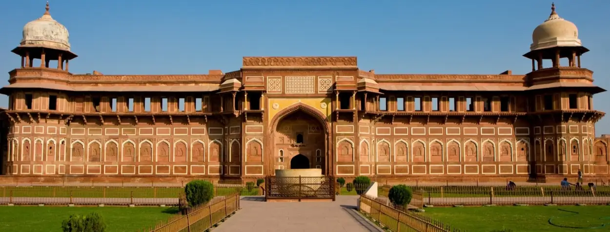 golden-triangle-tour-7-days-abhaneri
