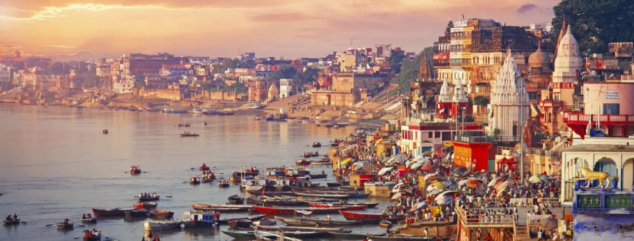 Essence of India With Varanasi 4 star accommodation