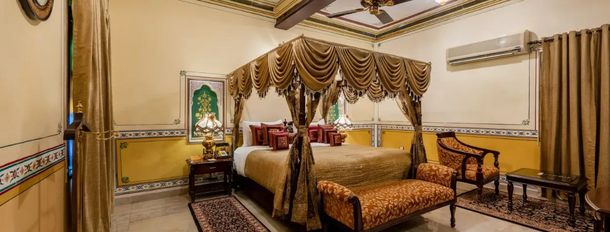 India in a nutshell with Indian family homestay