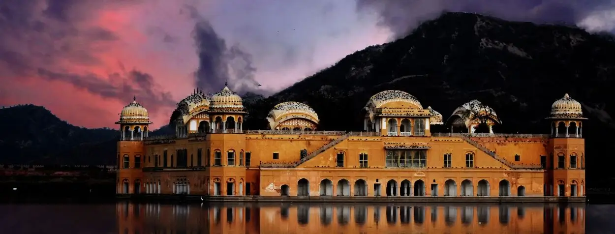 15 Day Colourful Royal Rajasthan Tour private AC Car